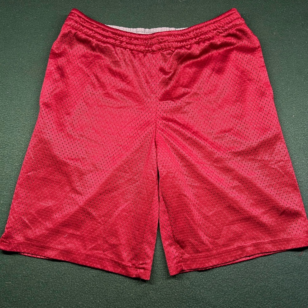 Starter Red Mesh Athletic Shorts Size L (10/12)